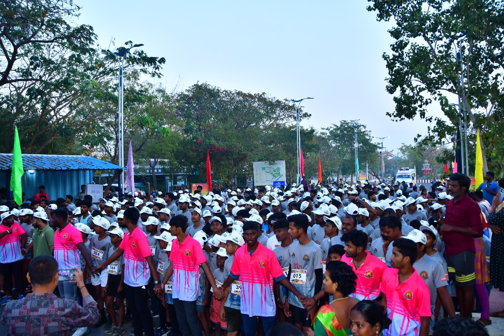 Realtime marathon start crowd